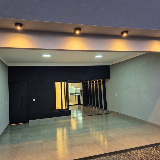 WhatsApp Image 2025-05-19 at 17.44.23