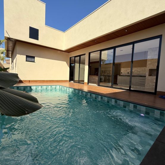 WhatsApp Image 2025-06-27 at 17.46.32 (1)